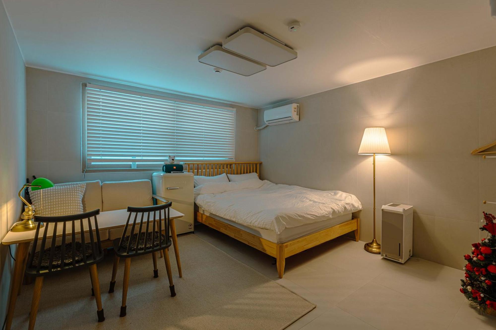 Marie'S House 102 Hongdae Hotel Seoul Ngoại thất bức ảnh