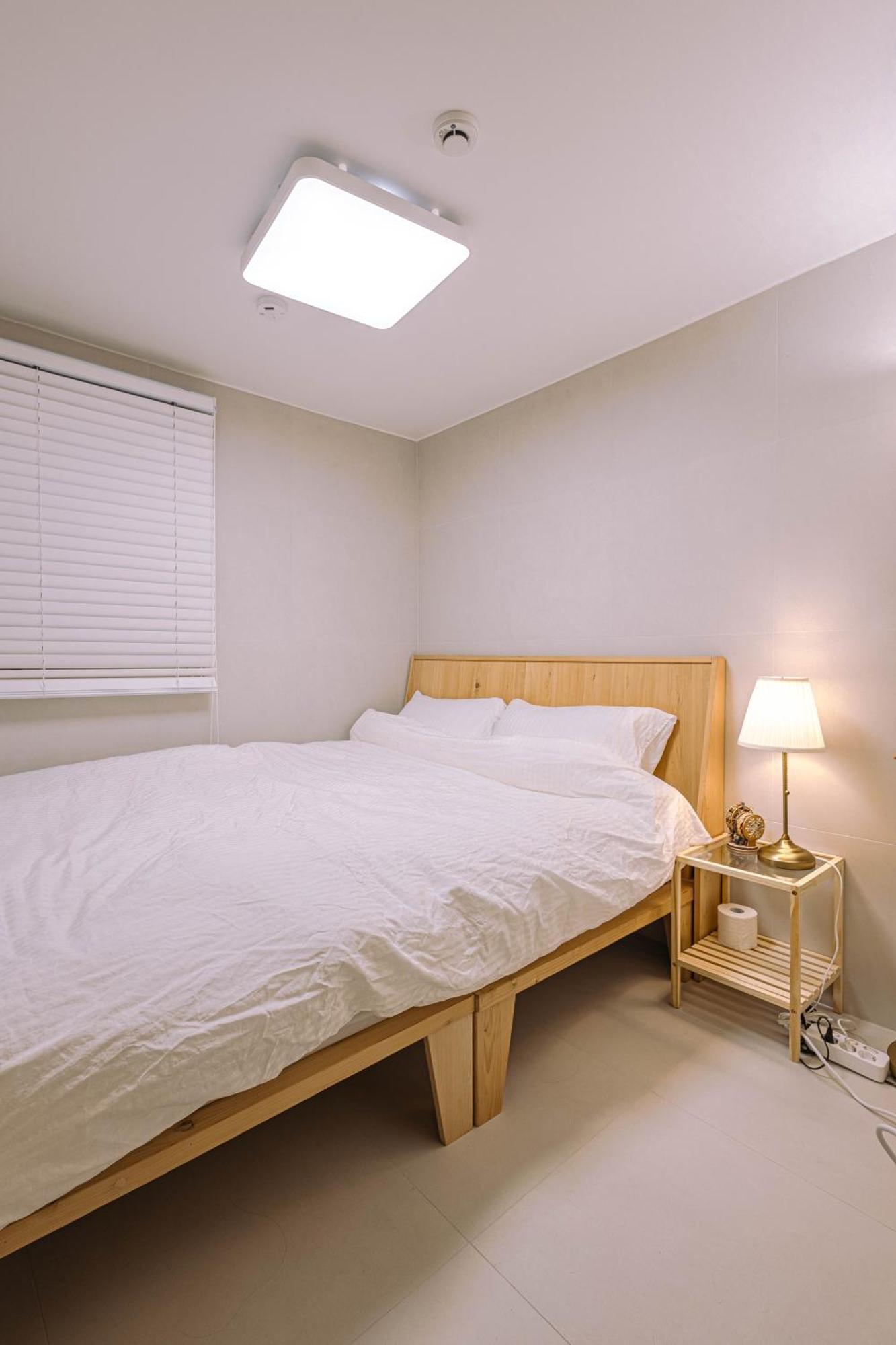 Marie'S House 102 Hongdae Hotel Seoul Ngoại thất bức ảnh